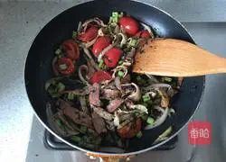 Illustration of how to make olive and bacon pasta 8