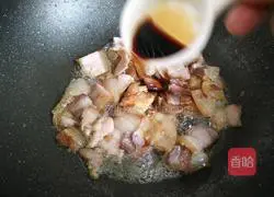 Illustration of how to make fried bacon with screw pepper 10