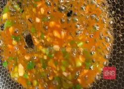 Illustration of how to make crispy salt and pepper shrimp 6