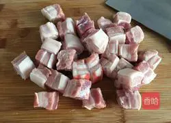 # Northeast# Pork Belly Stewed with Seaweed Buckle Recipe Illustration 4