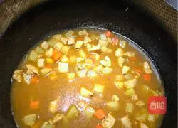 Illustration of how to make curry chicken rice 10