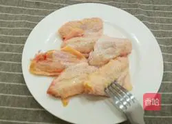 Illustration of how to make tomato sauce chicken wings 2