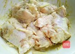 Illustration of how to make crispy fried chicken wings 4