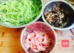 Illustration of how to make fish-flavored shredded pork 2
