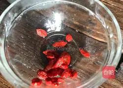 Illustration of making yuba lean meat soup 5