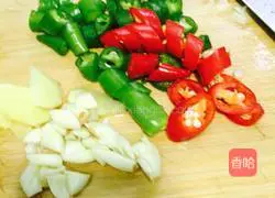 Illustration of how to stir-fry snails 3