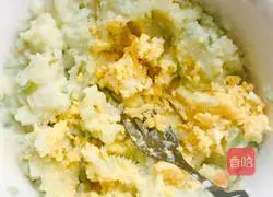 Illustration of how to make fresh mashed potatoes 3