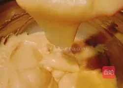 Custard Crispy Puffs Recipe Illustration 10