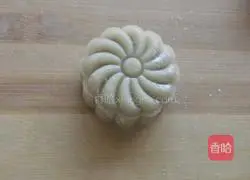 Cantonese bean paste mooncake recipe 10