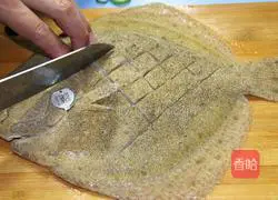 Illustration of how to make steamed Xingcheng turbot 2