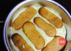 Illustration of how to make tiramisu 15