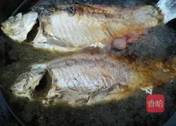 Illustration of Braised Crucian Carp 9