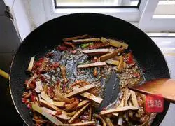 Illustration of how to make spicy kidney beans 4