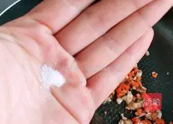 Illustration of how to make tofu auspicious box 8