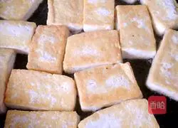 Illustration of how to make pan-fried homemade tofu 5