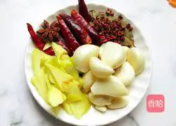 Illustration of how to make spicy crayfish 4