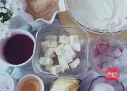 Sakura Gradient Illustration of how to make mousse 1