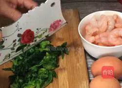Illustration of how to make spinach, shrimp and egg custard 2