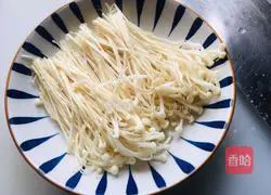 Illustration of how to make garlic vermicelli, enoki mushrooms and steamed shrimps 5