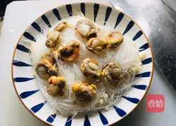 Illustration of how to make steamed scallops with enoki mushroom vermicelli 8