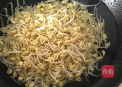 Recipe for stir-fried bean sprouts with meat (no onion, ginger and garlic version) 2