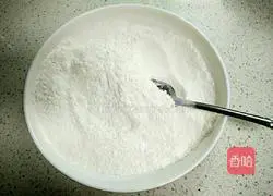 Illustration of how to make crispy fried chicken wings 6