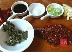 Illustration of how to make boiled eel slices 4