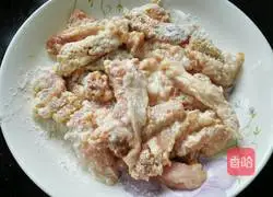 Illustration of how to make plum juice strips 4