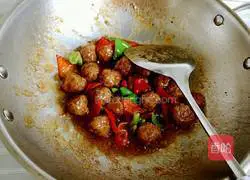 Illustration of home-style sweet and sour meatballs 14