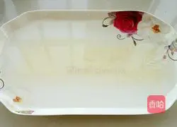 Illustration of how to make six-inch strawberry mousse 2