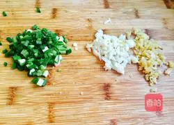 Illustration of how to make fish-flavored shredded pork 3