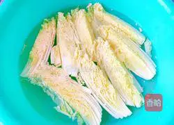 Illustration of how to make garlic vermicelli and baby vegetables 4