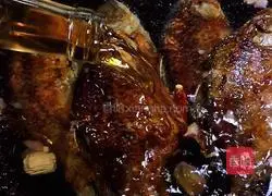 Illustration of how to make canned fish 8