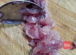 Illustration of how to make Bayu Dumplings 4