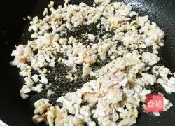 Illustration of how to make tomato and minced meat pasta 6