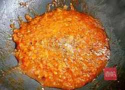 Illustration of how to make Italian tomato sauce 7