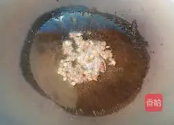 Illustration of how to stir-fry potato slices with minced meat in tomato sauce 2