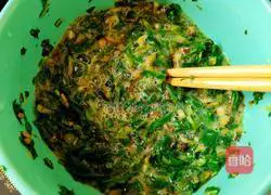 Illustration of how to make scrambled eggs with dandelions 6