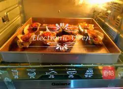 Illustration of how to make garlic roasted oysters 9