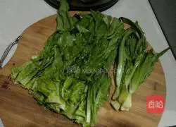 Illustration of how to make stir-fried phoenix tail 1