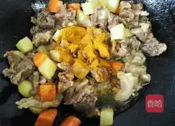 Illustration of how to make curry beef crispy bones 6