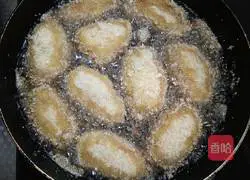 Illustration of how to make salt and pepper fried chicken wings 9