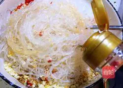 Illustration of how to make steamed shrimp with garlic vermicelli 19