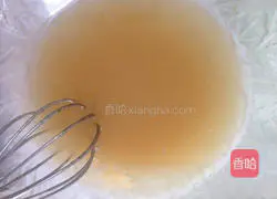 Illustration of how to make Cantonese bean paste and egg yolk mooncakes 6