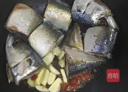Braised mackerel recipe 5
