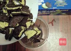 Strawberry yogurt chocolate cake recipe 4