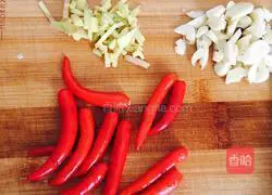 Illustration of how to make fried meat with bamboo shoots 3