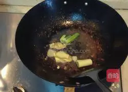 Illustration of how to make beer duck 5