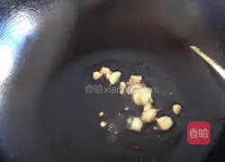 How to stir-fry meat slices Illustration 3