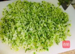 Illustration of how to make radish meatballs 4